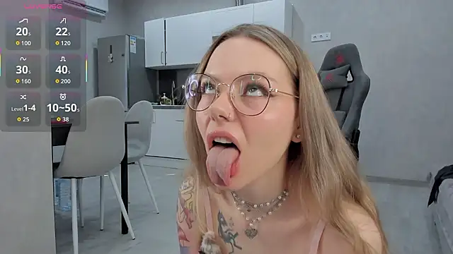 Marta May  online show from 03-15-26, 11:06