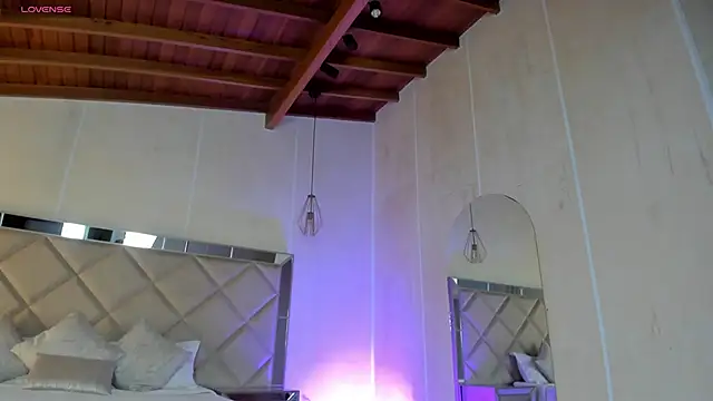 KatieNolan 1 online show from 09-18-25, 08:23