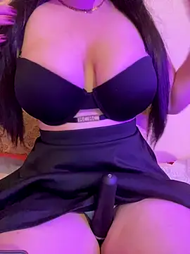 Snapshot of Cameelia chatting on 11-05-25, 05:16 Cameelia online show from 11-05-25, 05:16