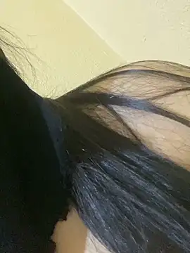 Snapshot of Cameelia chatting on 01-07-26, 02:22 Cameelia online show from 01-07-26, 02:22