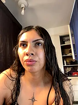 Snapshot of Argentiiniita chatting on 10-20-25, 09:04 Argentiiniita online show from 10-20-25, 09:04