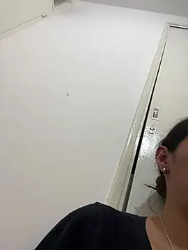 Snapshot of Argentiiniita chatting on 12-17-24, 01:50 Argentiiniita online show from 12-17-24, 01:50