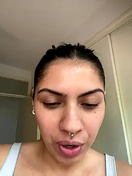 Argentiiniita online show from 12-14-25, 08:36