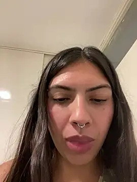 Snapshot of Argentiiniita chatting on 01-04-25, 01:10 Argentiiniita online show from 01-04-25, 01:10