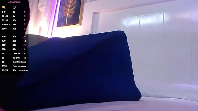 Snapshot of Ivyy_Crystal chatting on 02-24-25, 12:16 Ivyy Crystal online show from 02-24-25, 12:16