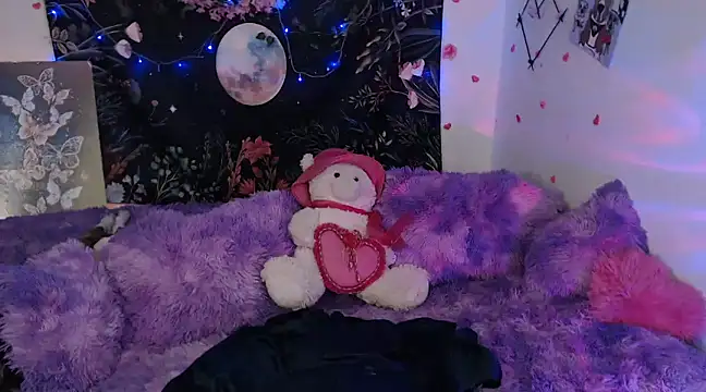 Emillyy m online show from 01-15-25, 03:54