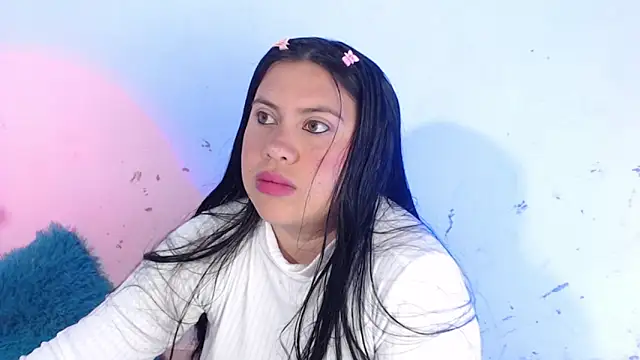 Snapshot of April_sexycurvi chatting on 10-10-25, 08:37 April sexycurvi online show from 10-10-25, 08:37