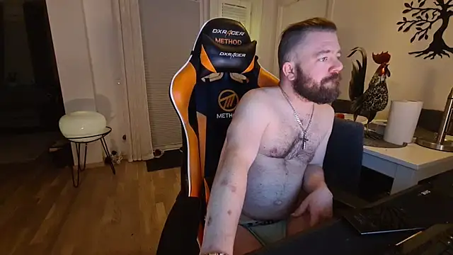 Sebuleczek online show from 03-22-25, 03:20