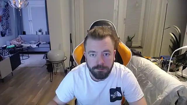 Sebuleczek online show from 03-01-25, 05:27