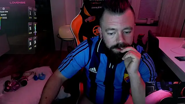 Sebuleczek online show from 09-27-25, 12:39