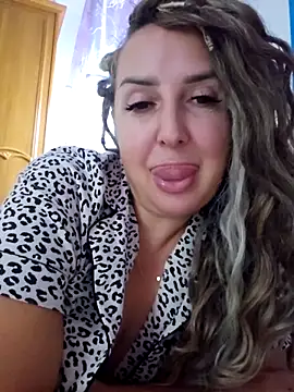 Snapshot of MariaRichi_ chatting on 09-10-25, 07:29 MariaRichi online show from 09-10-25, 07:29