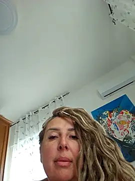 Snapshot of MariaRichi_ chatting on 10-04-25, 07:32 MariaRichi online show from 10-04-25, 07:32