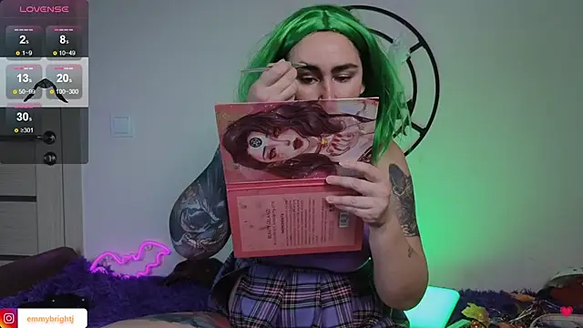 Emmybrightj  online show from 10-28-25, 02:34