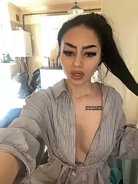 Gya Rue online show from 02-26-25, 12:16