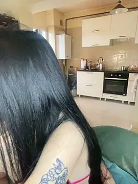 Gya Rue online show from 02-27-25, 06:46