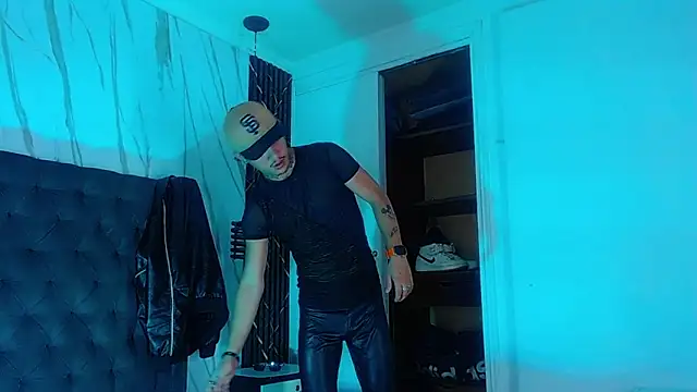 HannibalLester online show from 09-08-25, 08:30