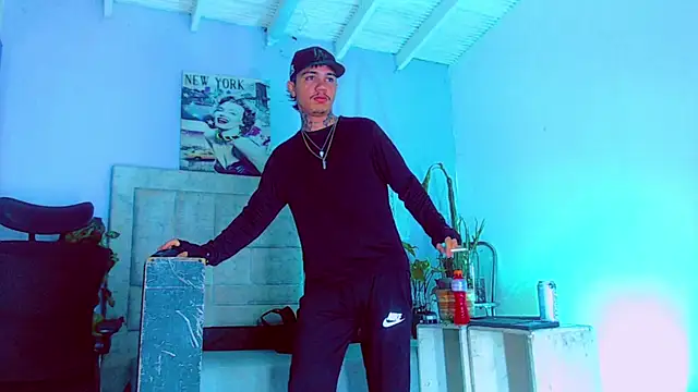 HannibalLester online show from 10-07-25, 04:24