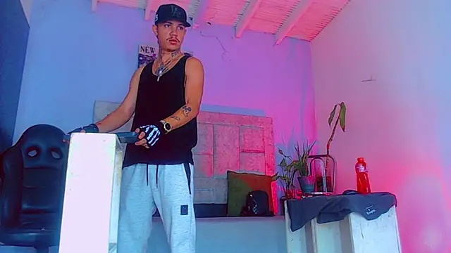 HannibalLester online show from 10-05-25, 04:47