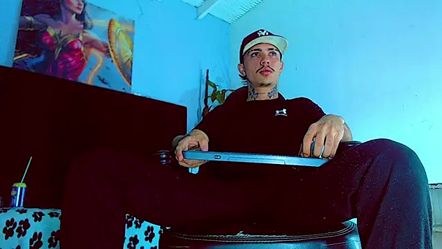 HannibalLester online show from 10-26-25, 06:08