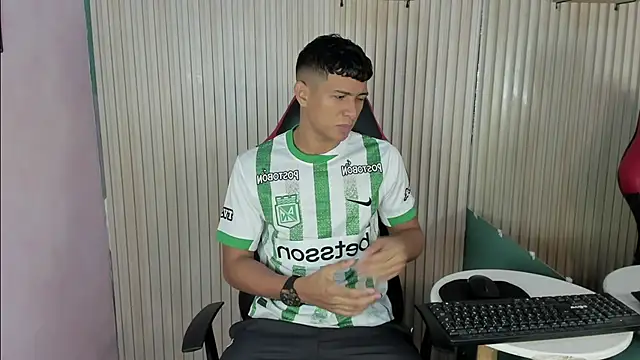 yei-sant online show from 11-09-25, 03:43