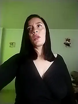 hailey85 online show from 11-16-25, 09:41