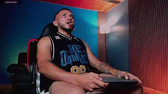 maximusclark1 online show from 01-10-26, 03:13