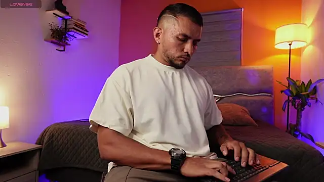 maximusclark1 online show from 07-01-26, 01:28