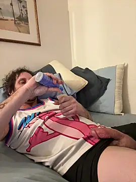 mackshaft4711 online show from 12-17-25, 05:34