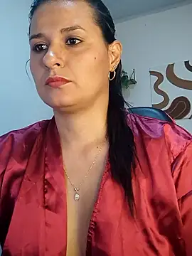 elena jonees online show from 01-10-26, 04:13