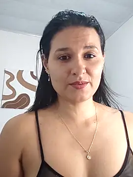 elena jonees online show from 10-07-25, 07:59