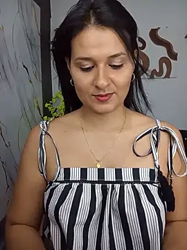 elena jonees online show from 05-12-26, 08:37