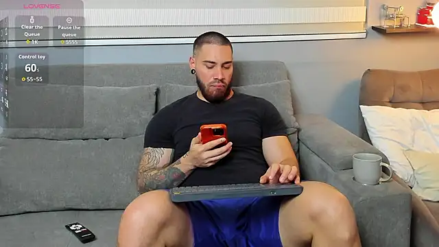 Giorgio-Leone online show from 02-10-26, 01:37