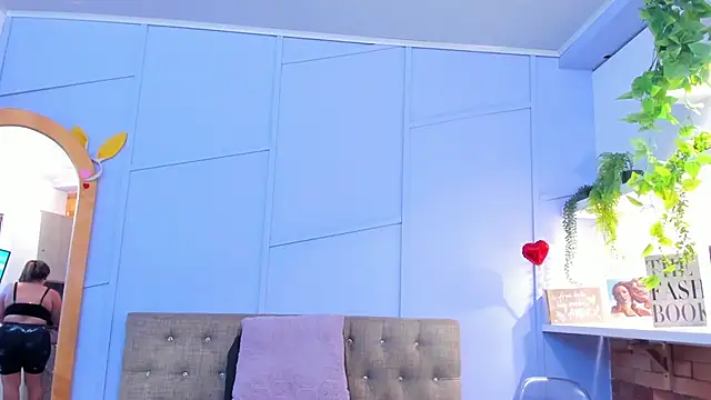 Snapshot of nathalie_rossel chatting on 09-10-25, 05:56 nathalie rossel online show from 09-10-25, 05:56