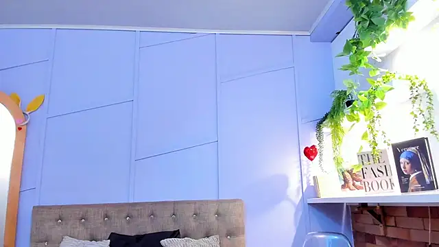 Snapshot of nathalie_rossel chatting on 10-11-25, 06:42 nathalie rossel online show from 10-11-25, 06:42