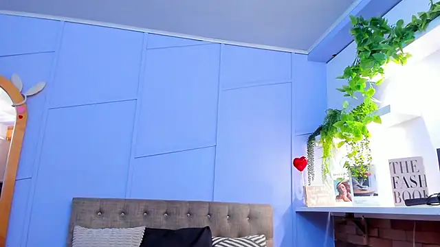 Snapshot of nathalie_rossel chatting on 10-27-25, 07:04 nathalie rossel online show from 10-27-25, 07:04