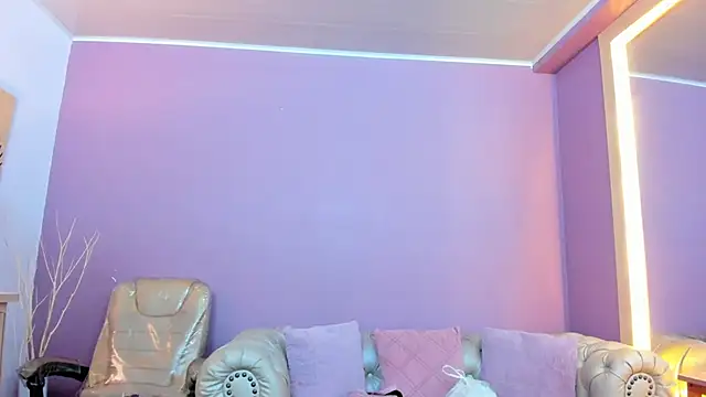 nathalie rossel online show from 04-17-26, 07:06