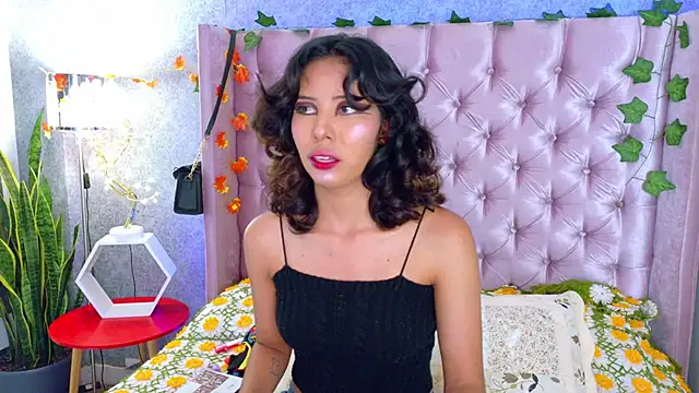 Akane Uwu online show from 11-15-25, 05:39