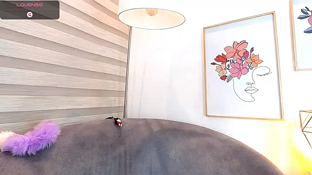 Valery Evaans online show from 02-27-25, 03:51