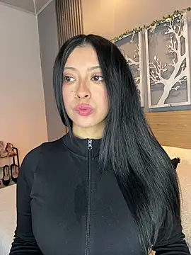 Valery Evaans online show from 02-27-26, 03:51