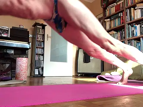 Snapshot of Bula94193 chatting on 02-27-26, 11:21 Bula94193 online show from 02-27-26, 11:21