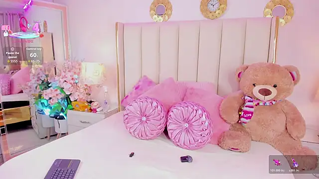 evangelin ts online show from 04-10-26, 01:07