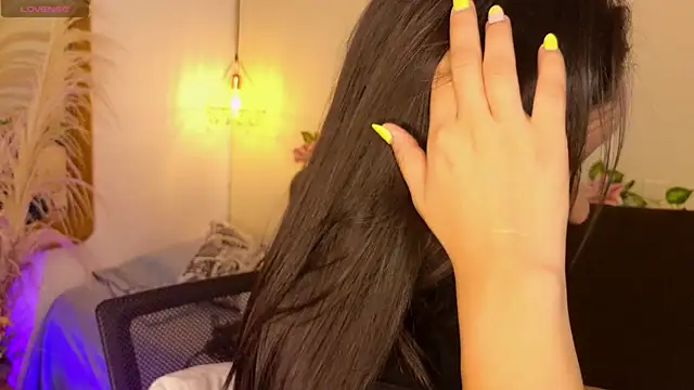 Hannah williams1 online show from 09-17-25, 09:39