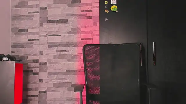 Dimitri higth420 online show from 10-02-25, 02:15