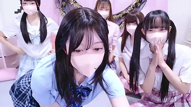 Yurie  online show from 11-02-25, 01:16