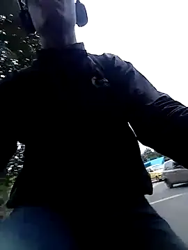 Snapshot of DalianHR33 chatting on 02-16-25, 11:59 DalianHR33 online show from 02-16-25, 11:59