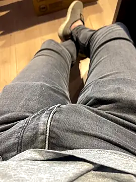 gentleman knight007 online show from 09-18-25, 11:35