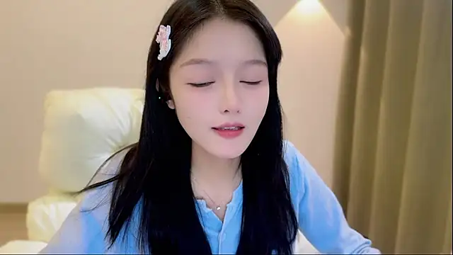 xiaodaibabyy online show from 10-19-25, 06:49