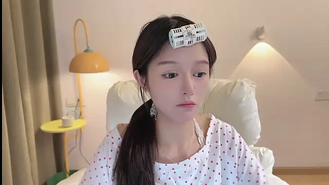 xiaodaibabyy online show from 09-09-25, 07:29