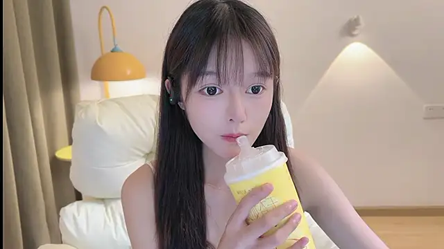 xiaodaibabyy online show from 09-10-25, 06:56