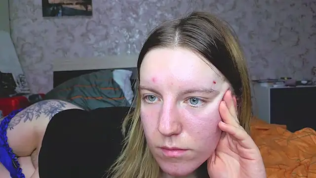 Snapshot of Baiambel_Mi chatting on 02-08-26, 03:32 Baiambel Mi online show from 02-08-26, 03:32